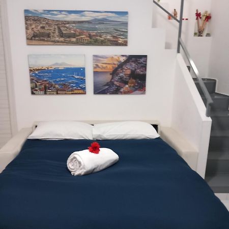 Ferienwohnung L'Antico Borgo Angioino Neapel Exterior foto